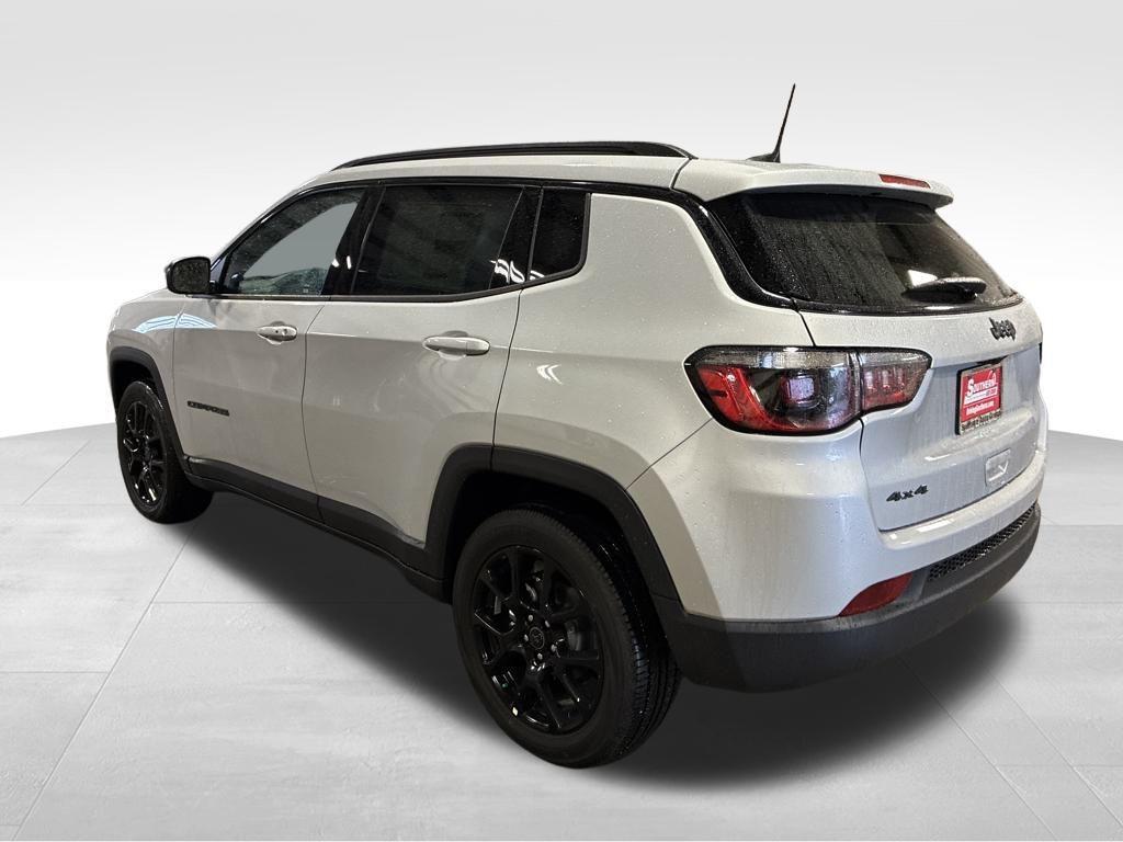 new 2025 Jeep Compass car, priced at $30,000