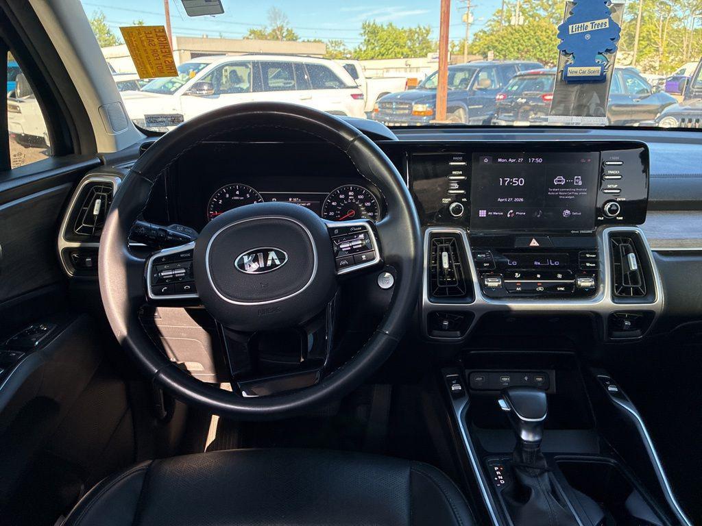 used 2021 Kia Sorento car, priced at $21,100