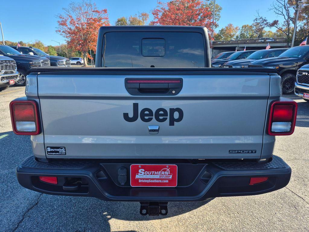 used 2021 Jeep Gladiator car, priced at $28,495