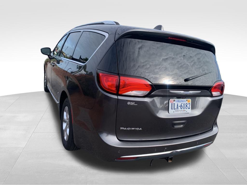 used 2017 Chrysler Pacifica car, priced at $13,200