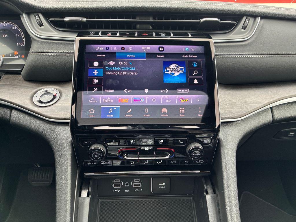 new 2025 Jeep Grand Cherokee L car, priced at $49,099