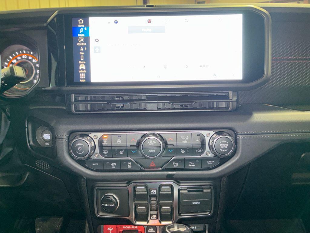 new 2026 Jeep Wrangler car, priced at $76,631