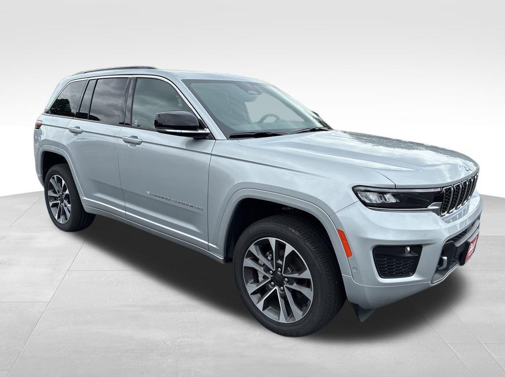 new 2025 Jeep Grand Cherokee car, priced at $51,754