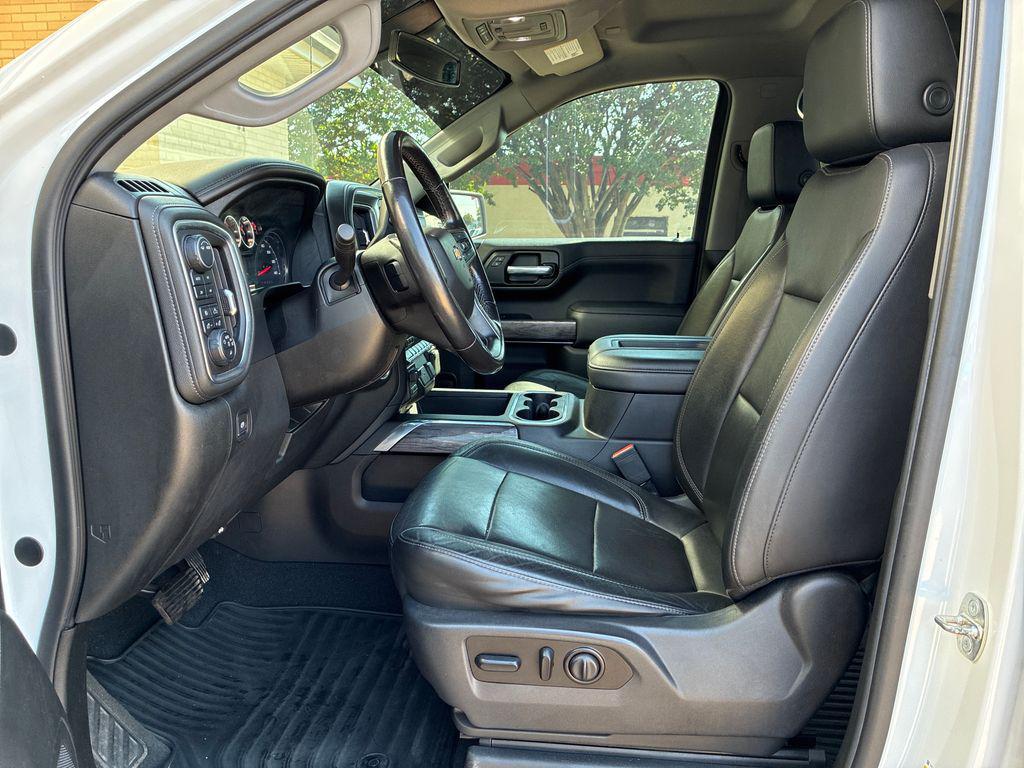 used 2020 Chevrolet Silverado 1500 car, priced at $31,525