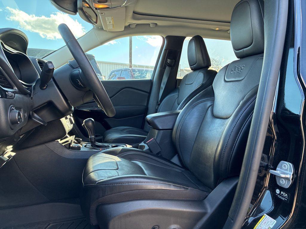 used 2023 Jeep Cherokee car, priced at $25,000