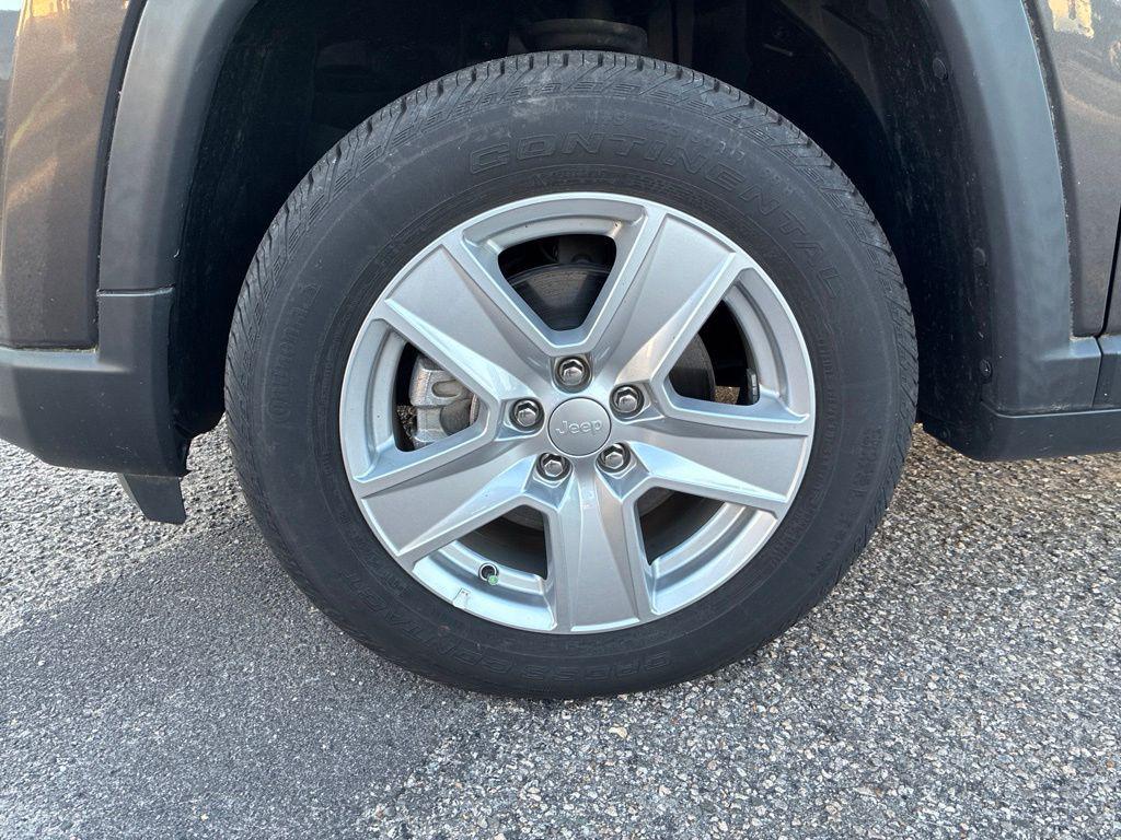 used 2022 Jeep Compass car, priced at $22,300