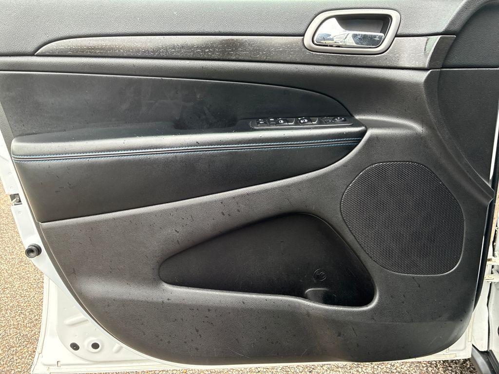 used 2018 Jeep Grand Cherokee car, priced at $14,850