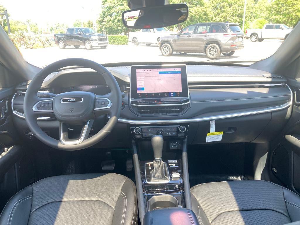 new 2024 Jeep Compass car, priced at $33,604