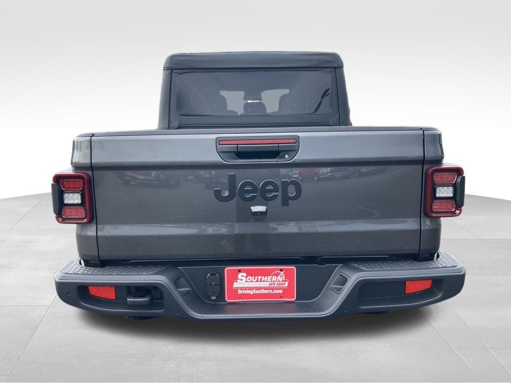 new 2025 Jeep Gladiator car, priced at $41,370