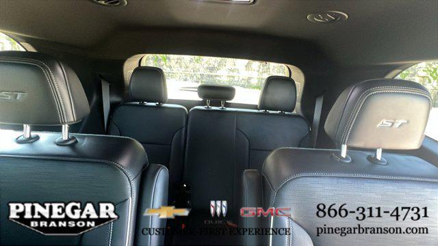 used 2025 Buick Enclave car, priced at $36,977