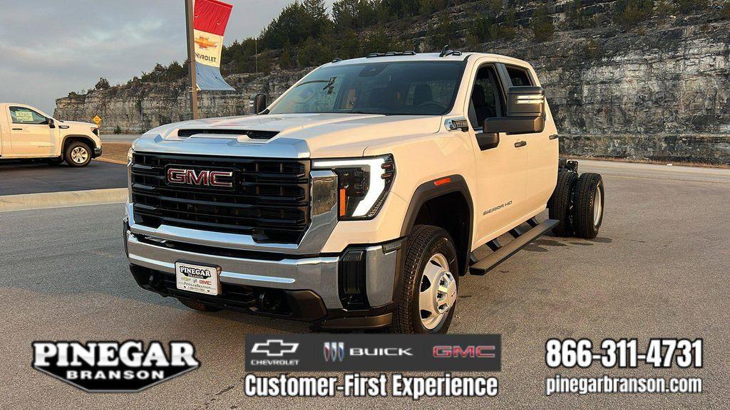 new 2026 GMC Sierra 3500 car, priced at $54,208