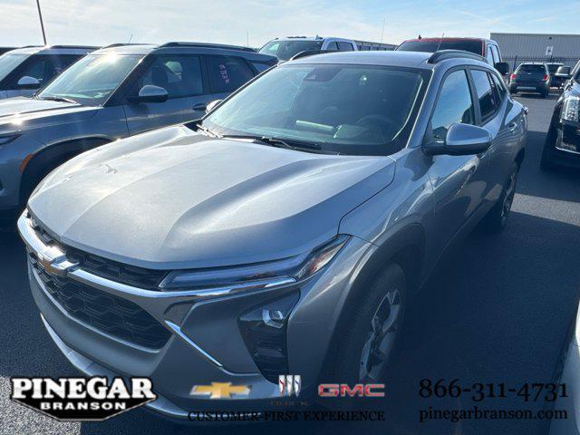 used 2025 Chevrolet Trax car, priced at $21,977