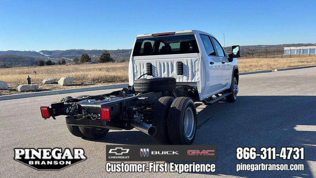 new 2026 GMC Sierra 3500 car, priced at $65,193