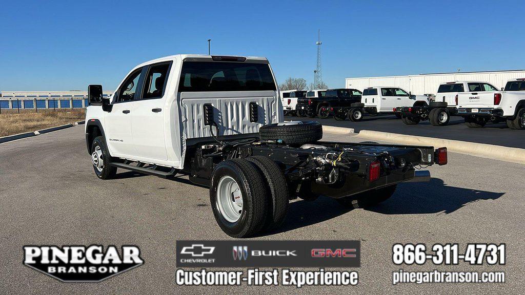 new 2026 GMC Sierra 3500 car, priced at $65,193