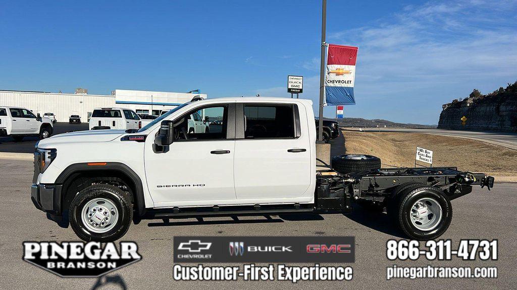 new 2026 GMC Sierra 3500 car, priced at $65,193