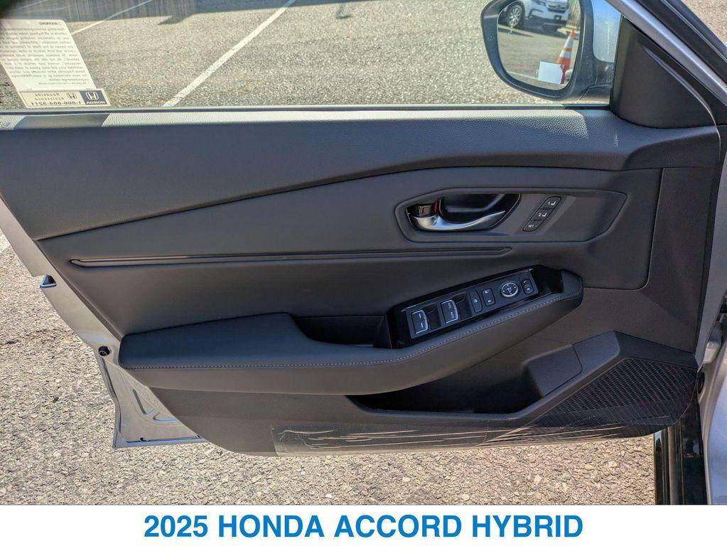 new 2025 Honda Accord Hybrid car, priced at $40,450