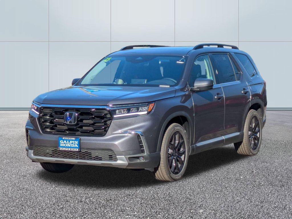 new 2025 Honda Pilot car, priced at $52,995