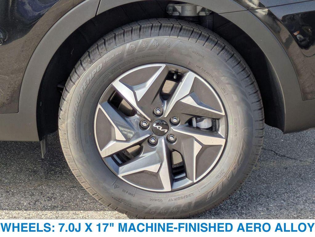 used 2022 Kia Sorento Hybrid car, priced at $25,000