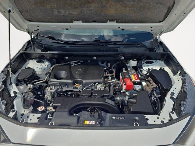 2021 Super White Toyota RAV4
