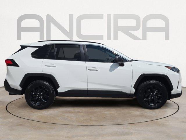 2021 Super White Toyota RAV4