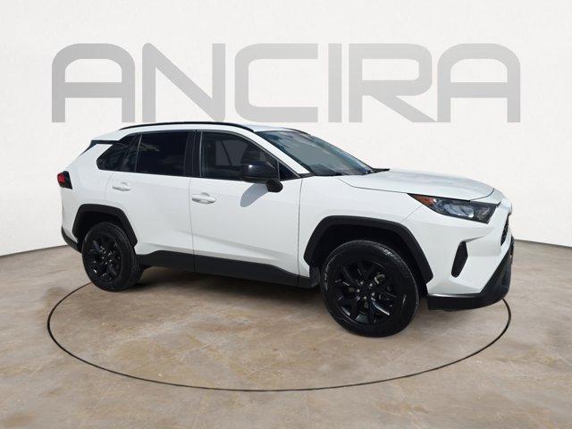 2021 Super White Toyota RAV4