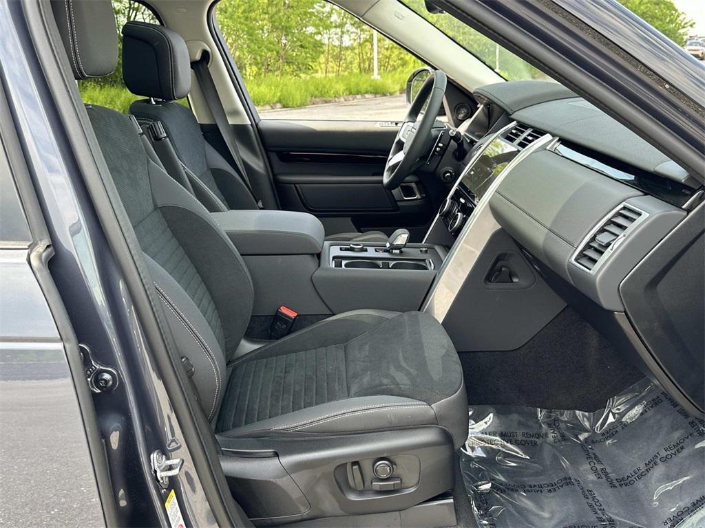 used 2024 Land Rover Discovery car, priced at $47,240
