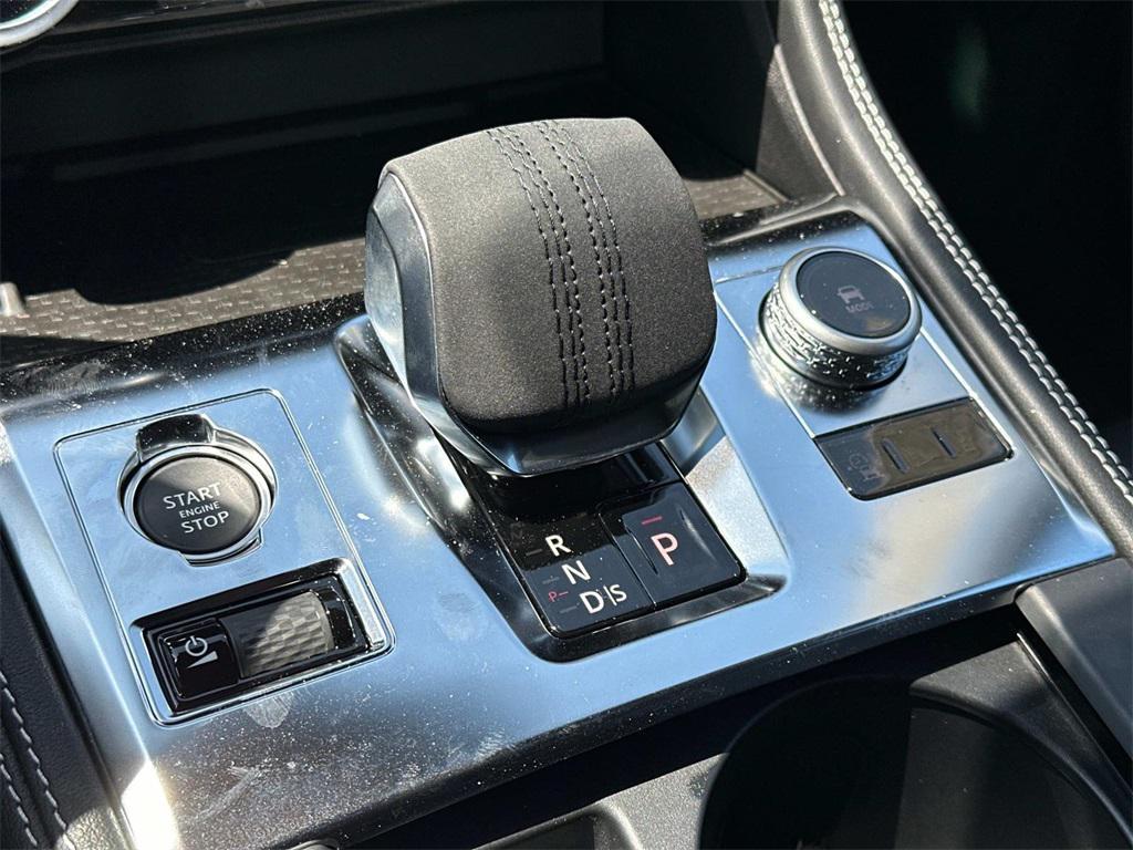 new 2025 Jaguar F-PACE car, priced at $63,595