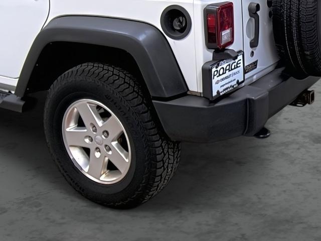used 2014 Jeep Wrangler Unlimited car, priced at $15,990