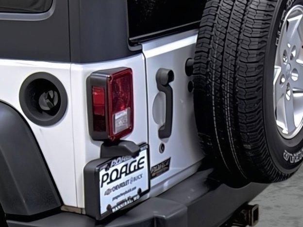 used 2014 Jeep Wrangler Unlimited car, priced at $15,990