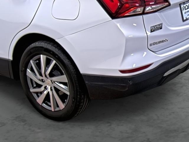 used 2024 Chevrolet Equinox car, priced at $28,990