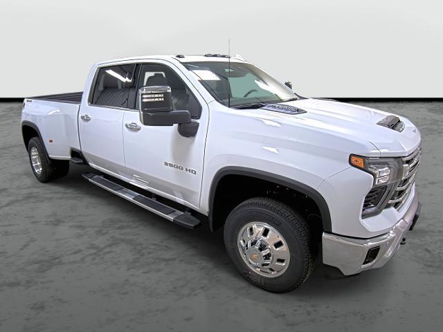new 2026 Chevrolet Silverado 3500 car, priced at $81,650
