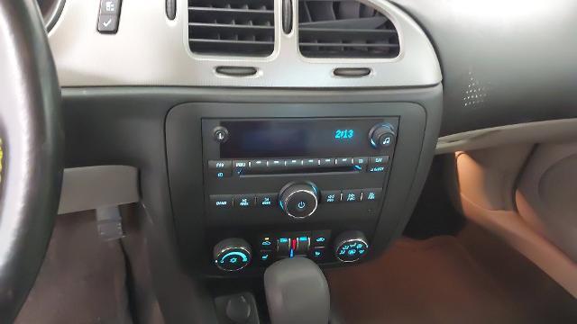 used 2007 Chevrolet Monte Carlo car, priced at $7,990