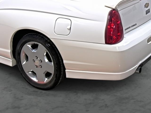 used 2007 Chevrolet Monte Carlo car, priced at $7,990