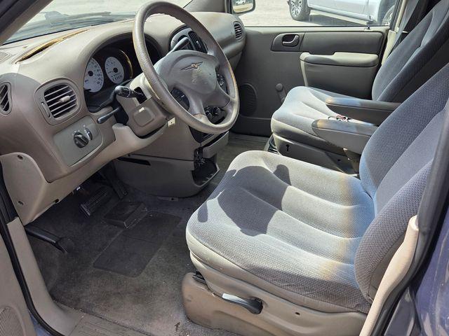 used 2002 Chrysler Voyager car, priced at $4,997