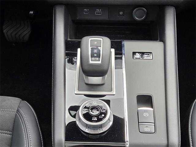 new 2025 Mitsubishi Outlander PHEV car, priced at $40,645