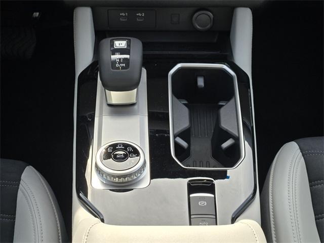 new 2026 Mitsubishi Outlander car, priced at $38,675