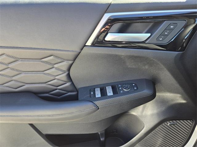 new 2026 Mitsubishi Outlander car, priced at $39,940