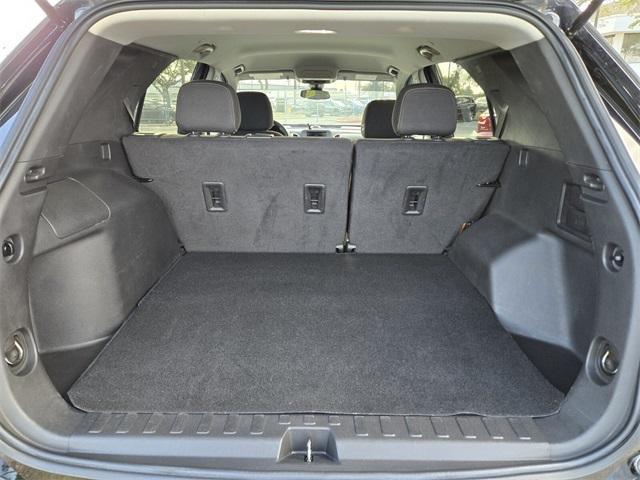 used 2023 Chevrolet Equinox car, priced at $18,997