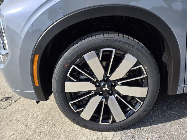 new 2026 Mitsubishi Outlander car, priced at $38,600