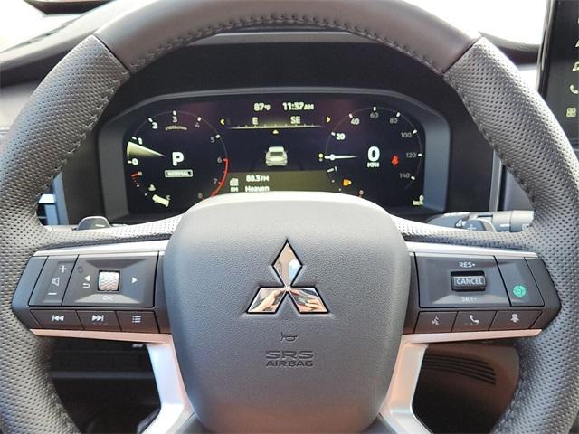 new 2025 Mitsubishi Outlander car, priced at $34,500