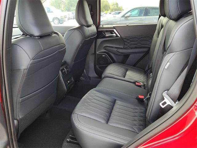 new 2025 Mitsubishi Outlander car, priced at $34,500