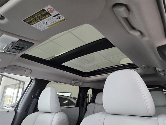 new 2025 Mitsubishi Outlander PHEV car, priced at $42,480