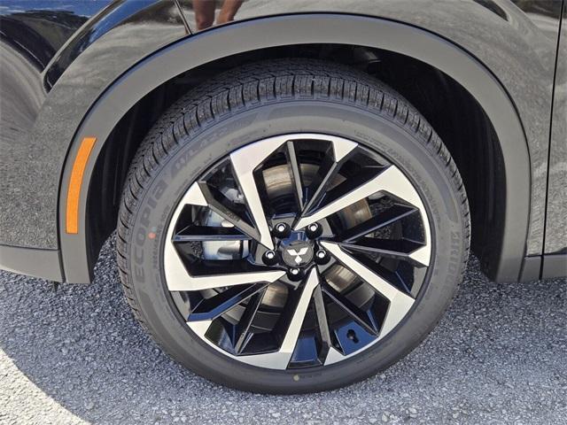 new 2025 Mitsubishi Outlander PHEV car, priced at $38,050