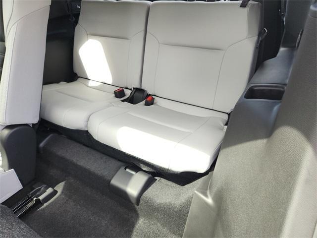 new 2025 Mitsubishi Outlander car, priced at $32,675