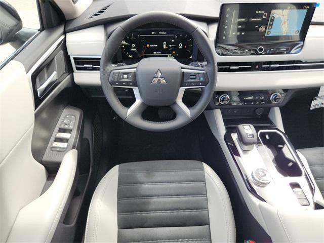 new 2025 Mitsubishi Outlander car, priced at $32,675