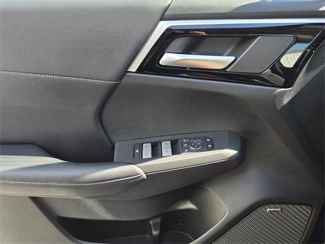 new 2025 Mitsubishi Outlander car, priced at $30,000