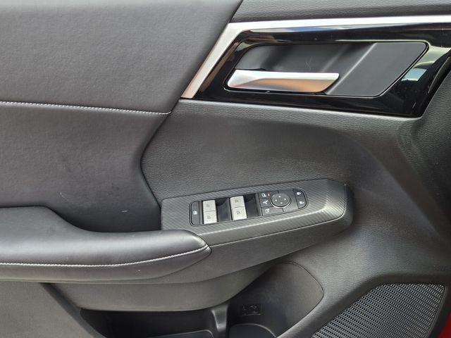 new 2025 Mitsubishi Outlander PHEV car, priced at $37,510