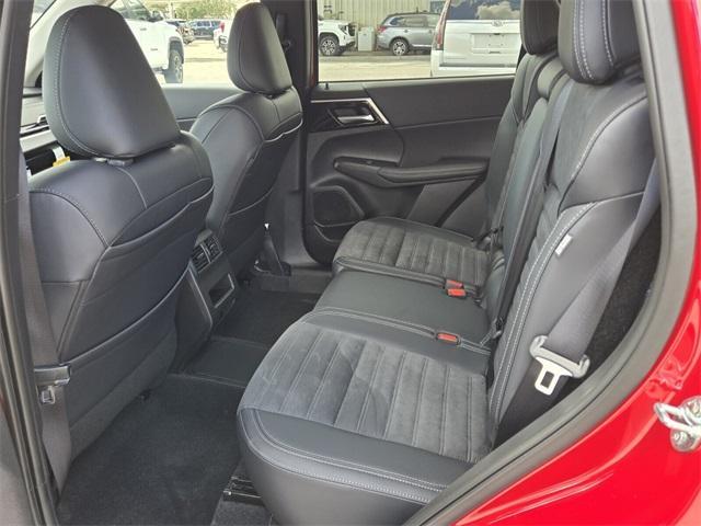 new 2025 Mitsubishi Outlander PHEV car, priced at $38,510