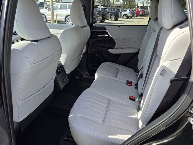 new 2026 Mitsubishi Outlander car, priced at $35,805