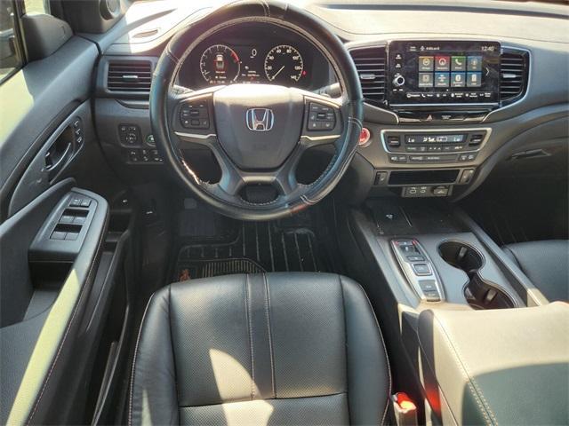 used 2025 Honda Ridgeline car, priced at $33,997